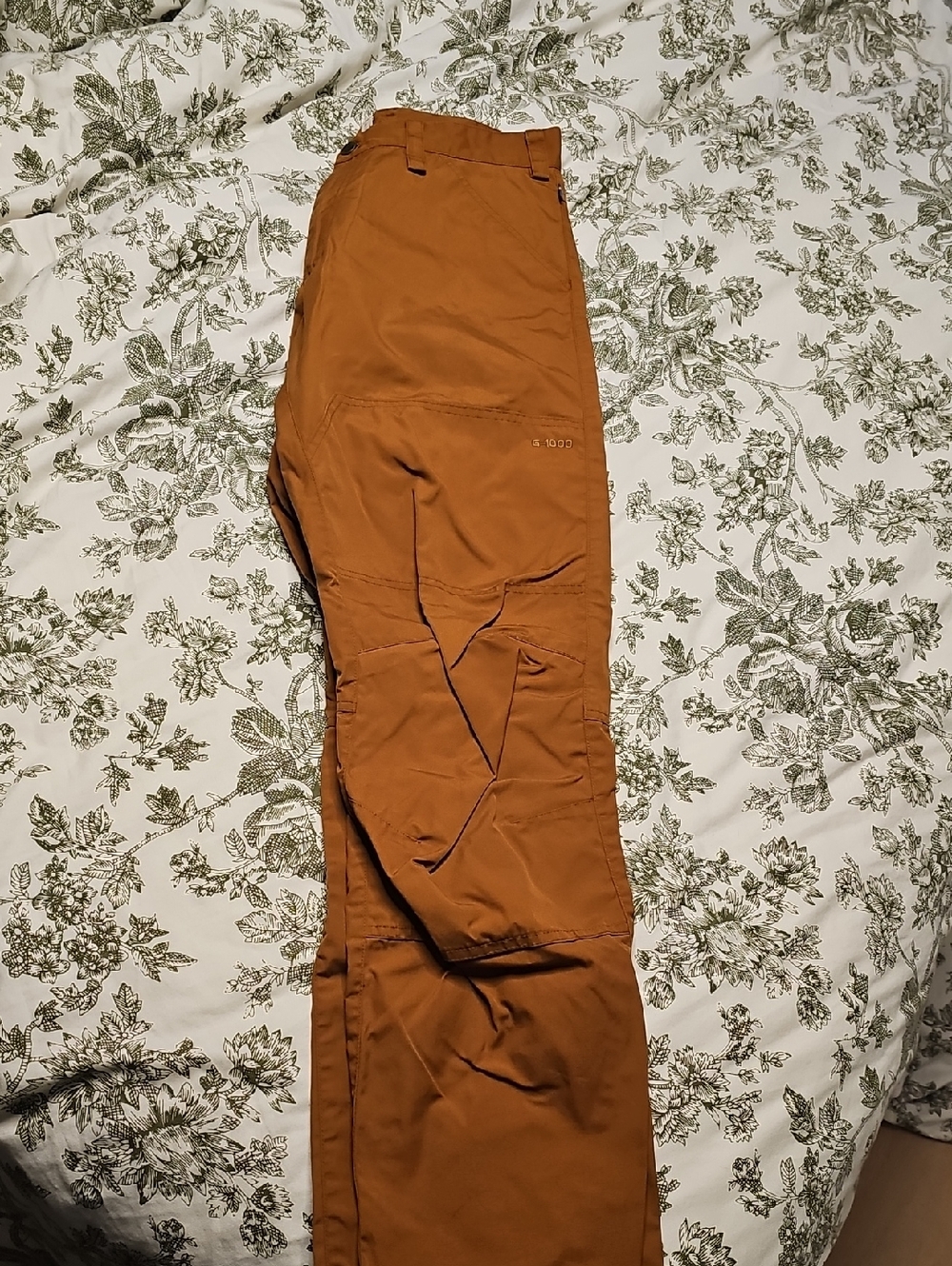 Fjallraven Men's Cargo Pants in Rust Orange